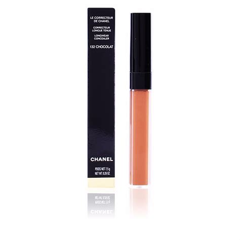 correcteur chanel le blanc|de Chanel longwear concealer.